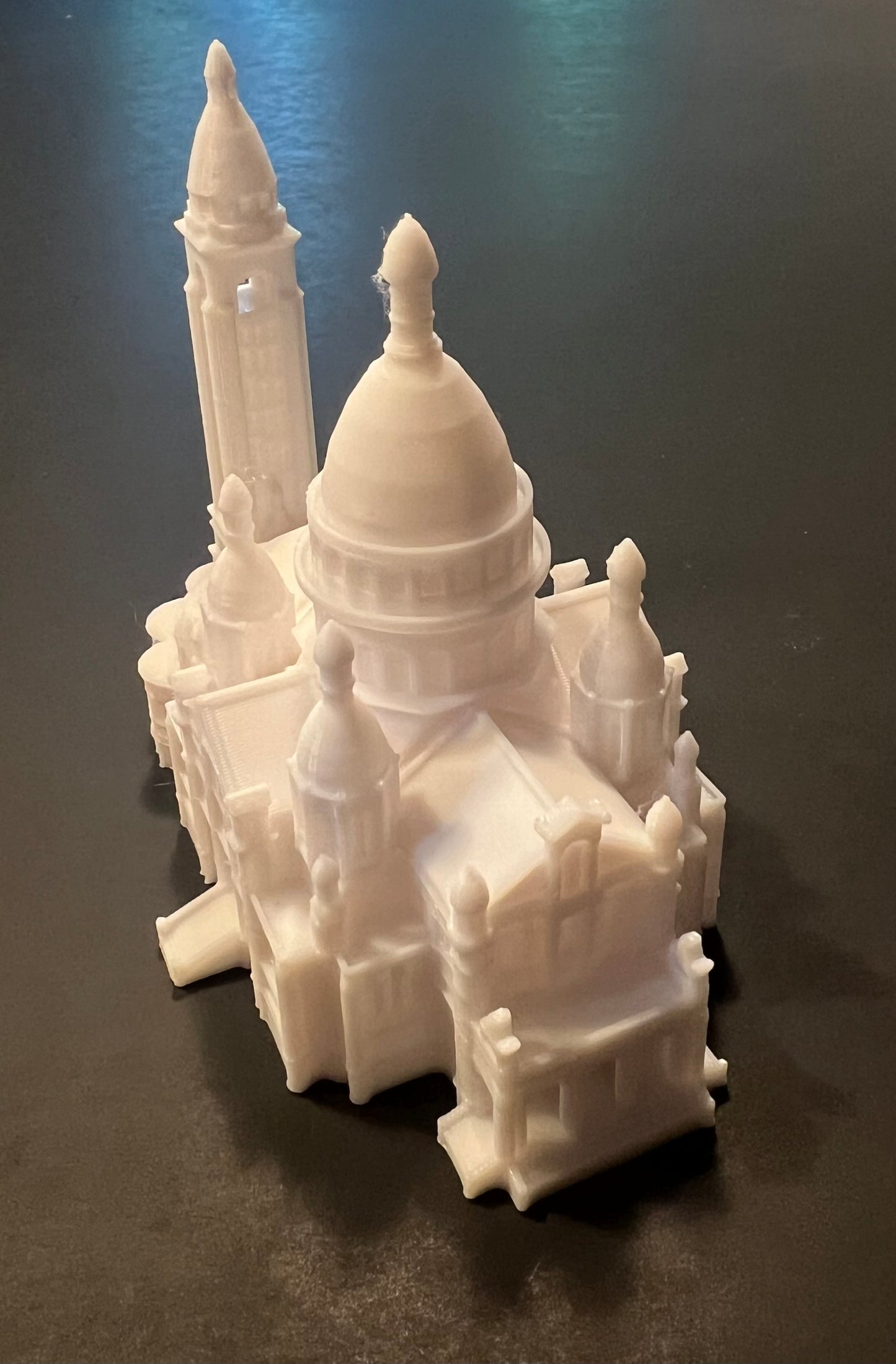 Basilique du Sacré-Coeur, Paris (small) 3d souvenir miniature building replica
