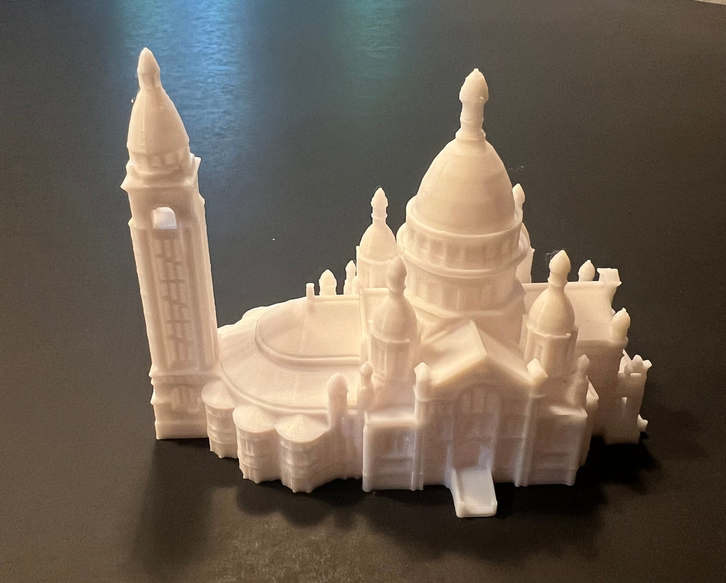 Basilique du Sacré-Coeur, Paris (small) 3d souvenir miniature building replica