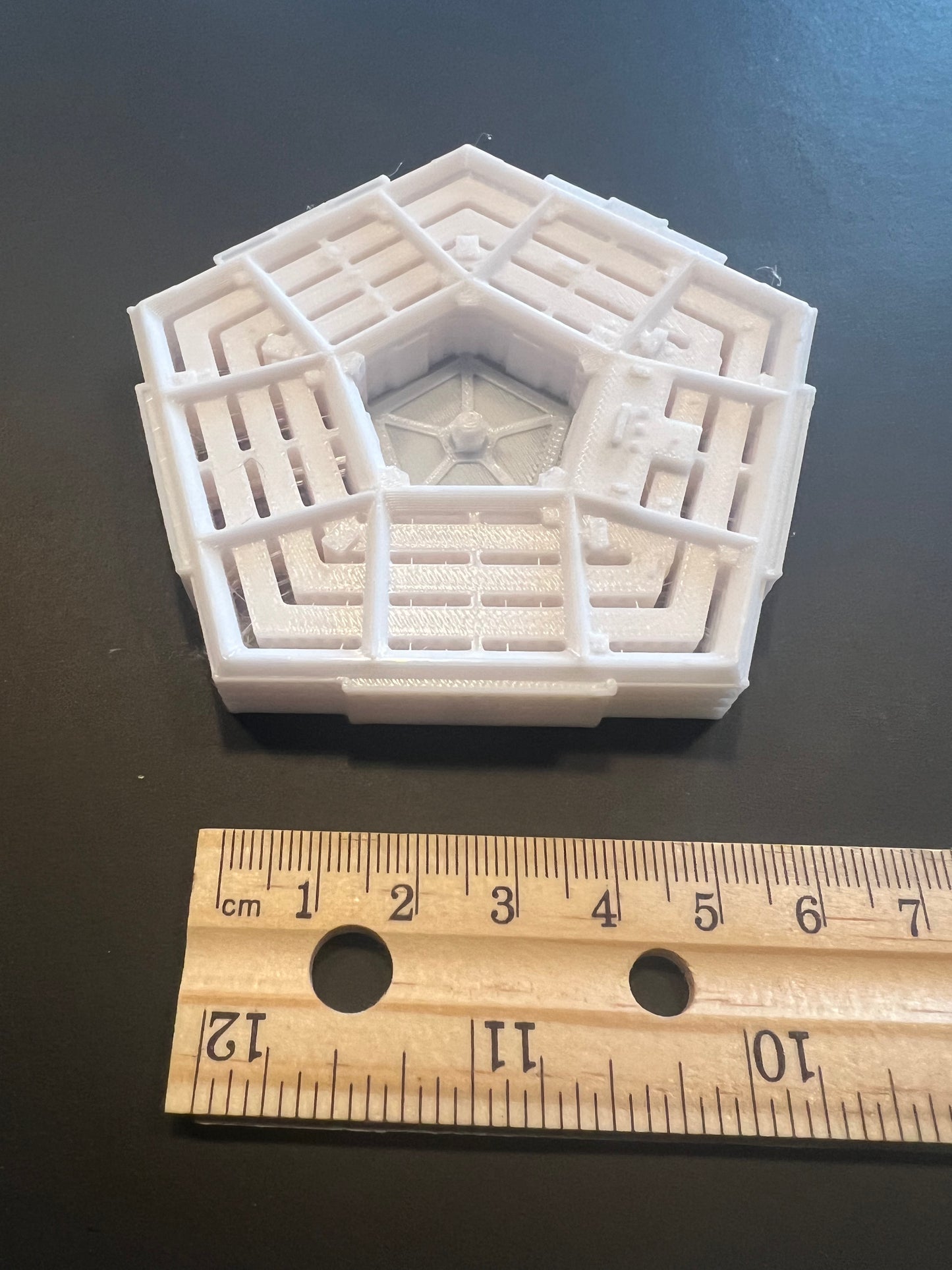 Pentagon small 3D souvenir miniature replica building