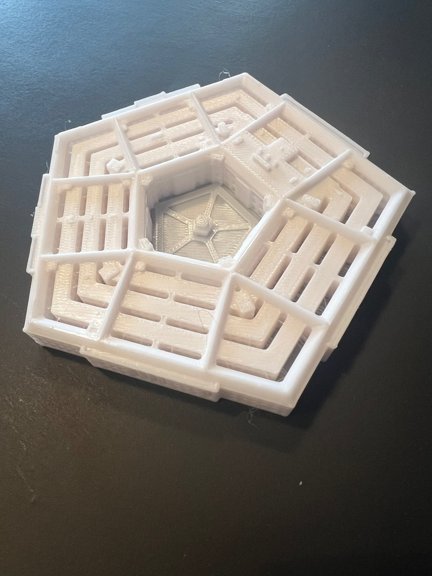 Pentagon small 3D souvenir miniature replica building